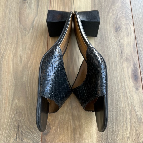 Braided Leather NATURALIZER Mule Sandal - Picture 6 of 10